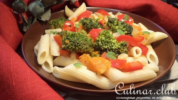 Паста Пенне с брокколи и яркими овощами для постного стола!