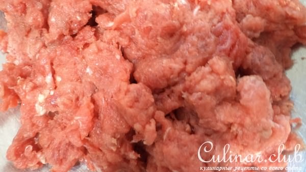 Тефтели с яблоком запеченные с сыром и соусом.