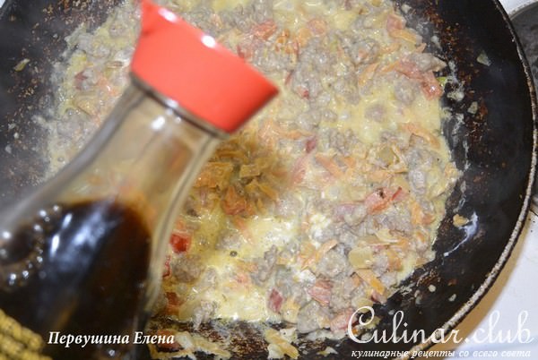 Спагетти по-флотски с кедровыми орешками