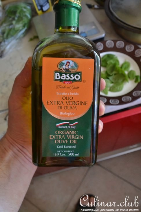 Умбричи с морепродуктами в сливочно-грибном соусе.
