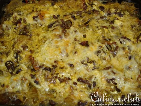 Лазанья с Жульеном из курицы и грибов