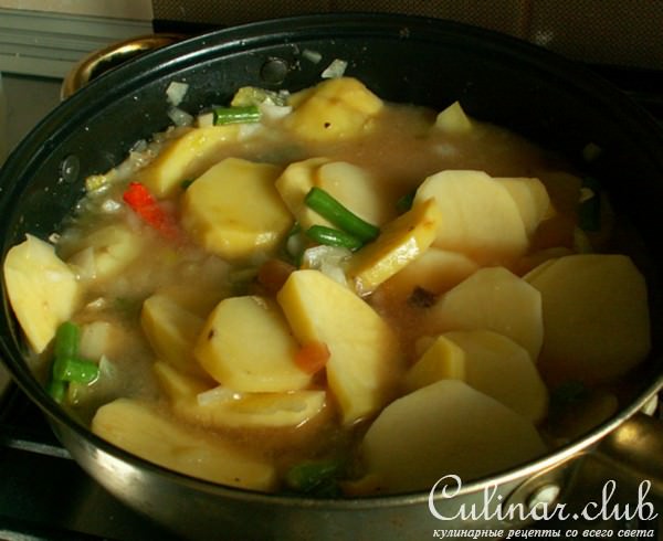 Куриные ножки с запеченными овощами