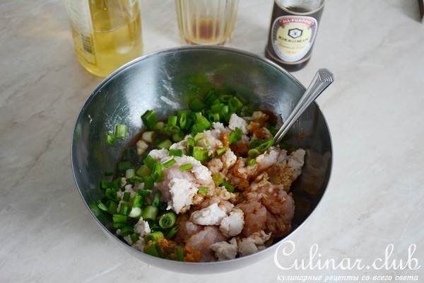 Цукуне (японские тефтели на шпажке)