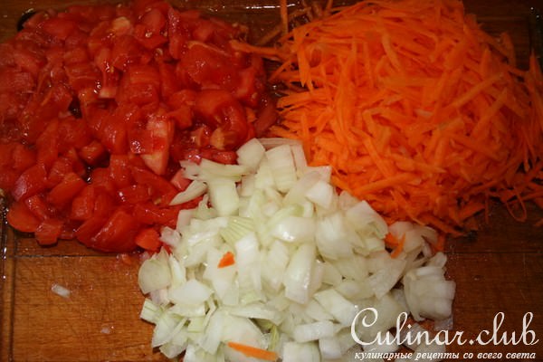 Кус-Кус с курагой и курицей.
