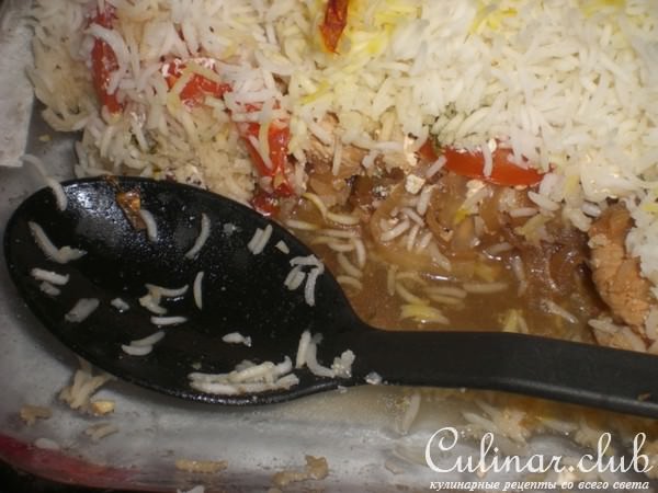 Курочка с рисом с шафрановым молоком и кориандром 
