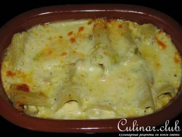 Канеллони с курицей и грибами
