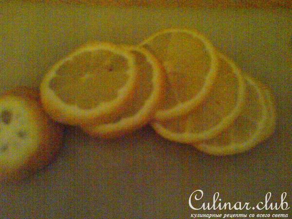 Курица с лимоном и маслинами