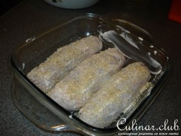 Куриные колбаски, котлетки и куриный бульон в дополнение 