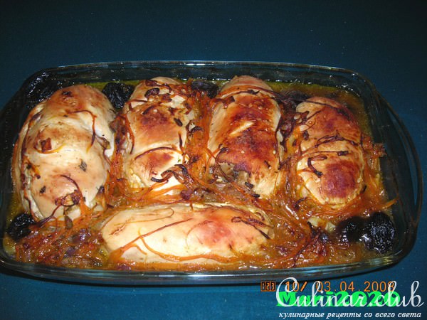 ЗАПЕЧЕННЫЕ ФАРШИРОВАННЫЕ КУРИННЫЕ РУЛЕТИКИ