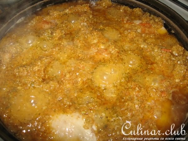 Курочка под соусом из овощей