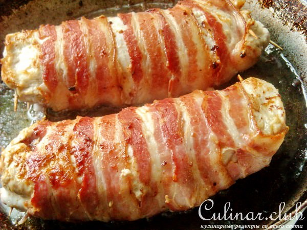 Рулеты из куриной грудки с инжиром