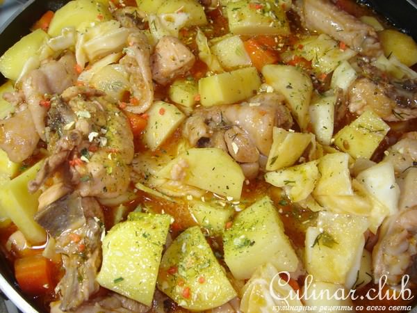 Овощное рагу с курицей