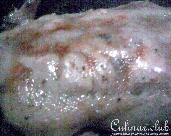 Курица с капустой, изюмом и курагой (фаршированная, конечно)