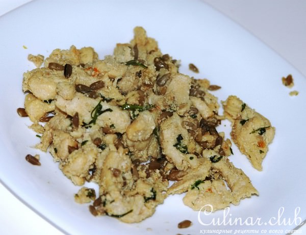 Быстрая курочка с семечками и травами.