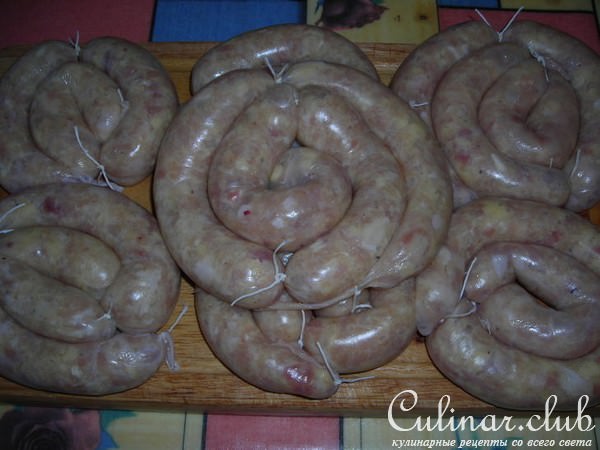 Куриные колбаски с сыром