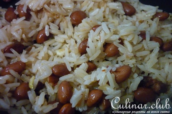 Нежная курица по-итальянски с креольским рисом