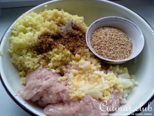 Куриные котлетки в кунжутной шубке