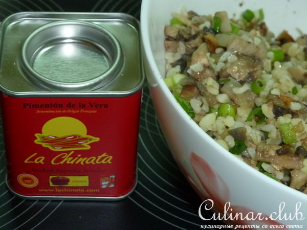 Фаршированные куриные голени с малиновым соусом