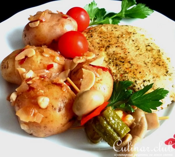 Нежная курочка с чесноком и травами, с картофелем Каламбреза