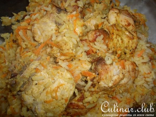 Запеченная курица с рисом в рукаве