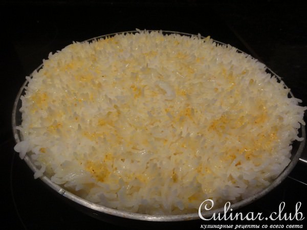 Курица с грибами сметанном соусе