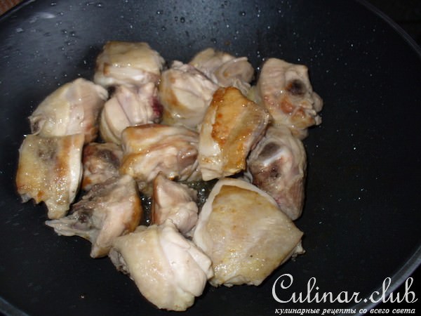 Куринные окорочка в вине и мандариновом соке с овощами