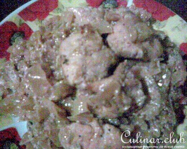 Куриная грудка, запеченная в сливках с капустой
