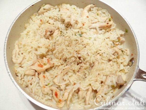 Острый рис с куриным филе по-тайски
