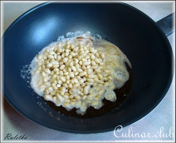 Цыплёнок с арахисом. 