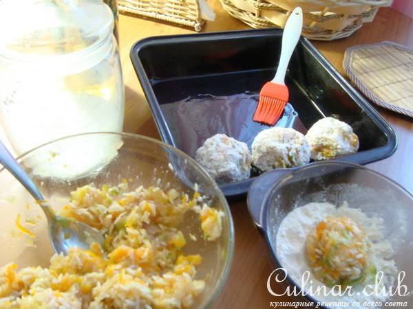 Куриные ёжики в томатном соусе с кабачком и тыквой.(Ужин для моего короля)