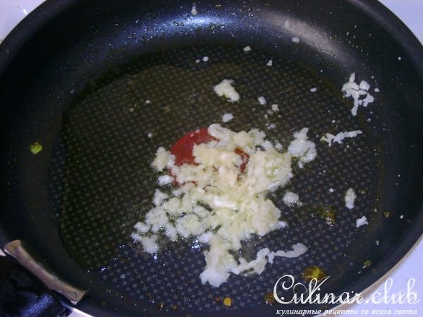 Курица в томатно-сливочном соусе