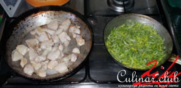 Паприкаш с курицей в сметане