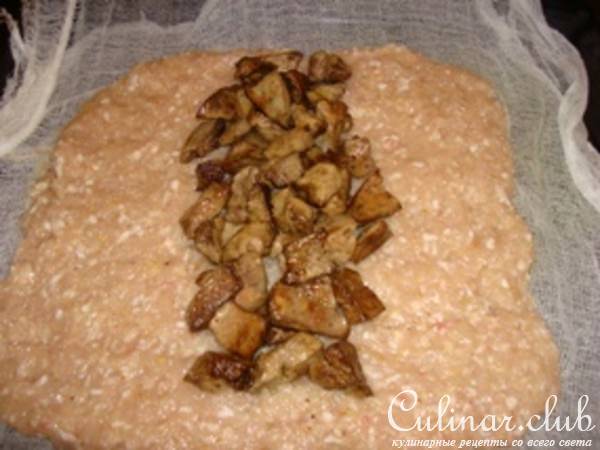 Куриный рулет с печенью