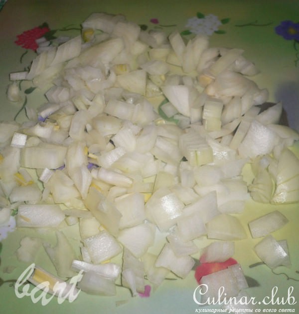 Мясо куриное, маринованное в кетчупе и соевом соусе.