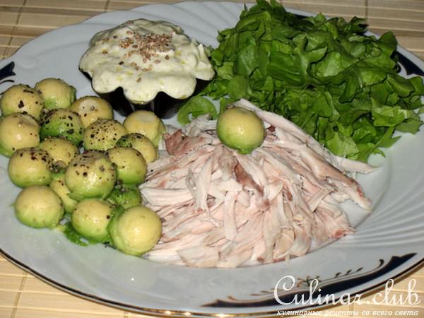 Курица с авокадо и соусом с хреном (Pollo con avocado e salsa al rafano)