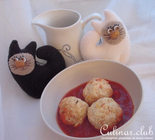 Куриные фрикадельки с соусом из гаспаччо