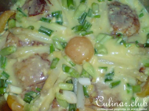 Курятина со спаржей и абрикосами