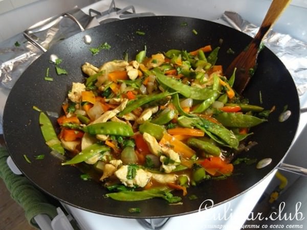 " Курица с Овощами и Рисом "