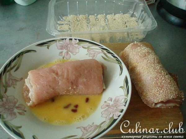Крученики пикантные из индюшатины