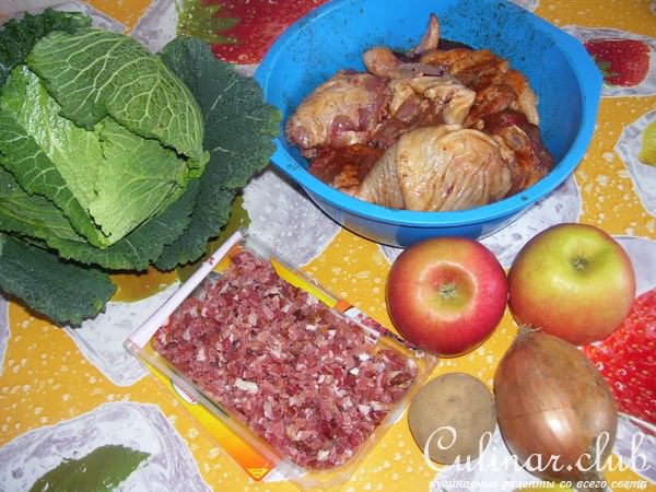 савойская капуста с курицей в духовке