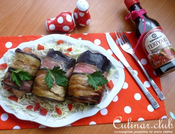Рулетики из куриного филе в баклажане
