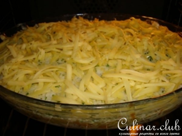 Запеканка с рыбой, кальмарами , овощами и рисом