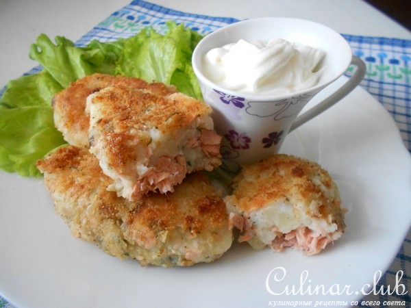 Картофельные пирожки с горбушей