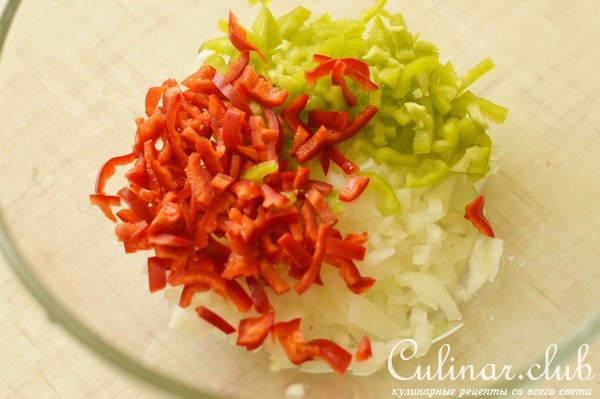 Баклажаны фаршированные скумбрией и овощами. 
