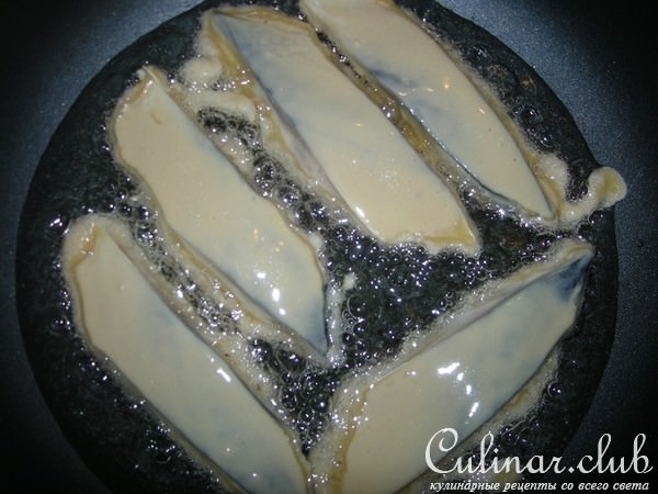 Рыбка жареная (вариант подачи к Дню Влюбленных)