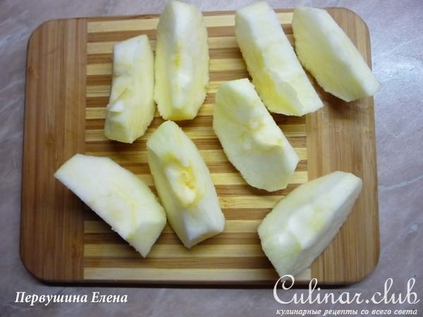 Паровая форель с яблоками