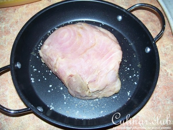 Стейки тунца с грушами 