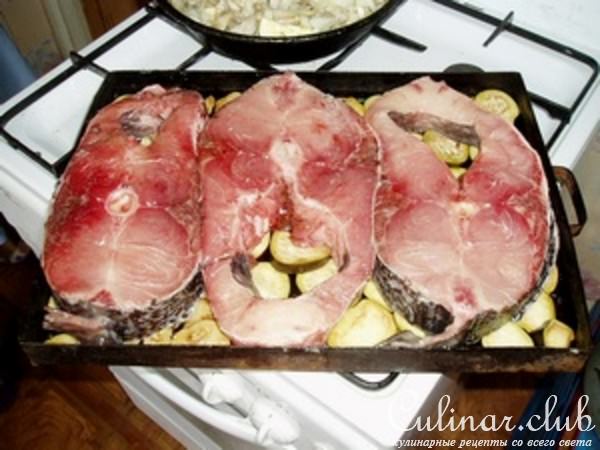 Толстолобик с овощами