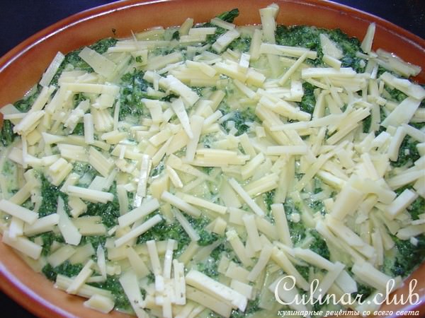 Рыбная запеканка со шпинатом и картофелем.