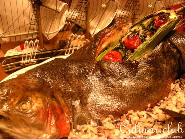 "Коралловый риф" - форель, запечённая с овощами
